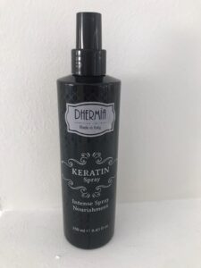 Trattamento spray per capelli a base di Keratina 
